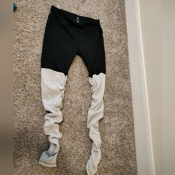 inner fire apperal Pants - Inner Fire Apparel High Rise Yoga Leggings Women’s Size Large Black/Grey Block